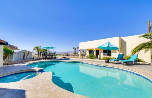 Lake Havasu City House | 5 Mi to Lake Havasu Bright Cottage with Fire Pit!