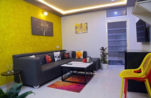 HITEC City Apartment | 5 MidTown-1BHK, Near AIG Hospital, Hitech City