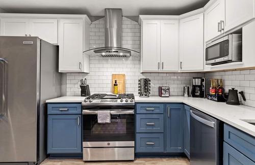 Highland Park House | 5 Min to Riverwalk+Alamo-10 Min to Pearl