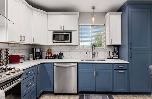 Highland Park House | 5 Min to Riverwalk+Alamo-10 Min to Pearl