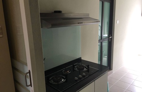 Tanjung Bungah Condo | 5 mins to batu ferringhi beach family condo with great view