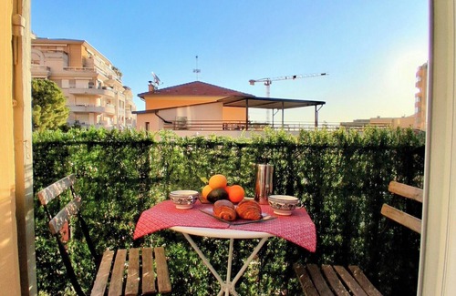 French Riviera Apartment | 5 mins walk to Monaco center 1 charming bedroom flat in Beausoleil