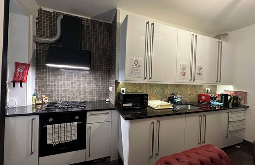 Bryanston and Dorset Square Apartment | 5 Minutes To Hyde Park and Oxford Street, 5 Bedrooms Apartment