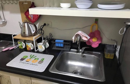 Bel-Air Condo | 5 minutes to Jazz Mall! Studio-type condo fora small family.