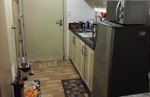 Bel-Air Condo | 5 minutes to Jazz Mall! Studio-type condo fora small family.
