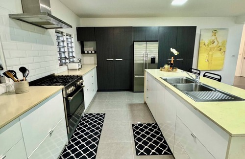 Nadi Villa | 5 minutes walk to the beach. Villa in Fantasy Island Fiji