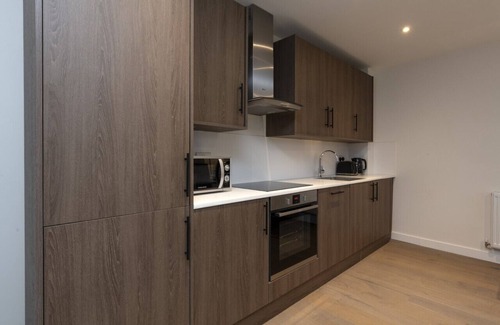 Harringay Apartment | 5 Parkview - Lauren Suite