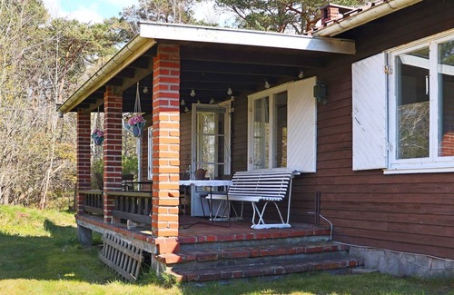 Falkenberg House | 5 person holiday home in FALKENBERG