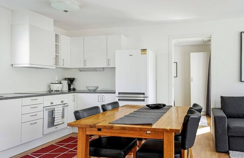 Lokholmen House | 5 person holiday home in STRÖMSTAD