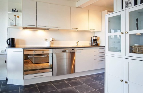 Gudhjem House | 5 person holiday home on a holiday park in Gudhjem
