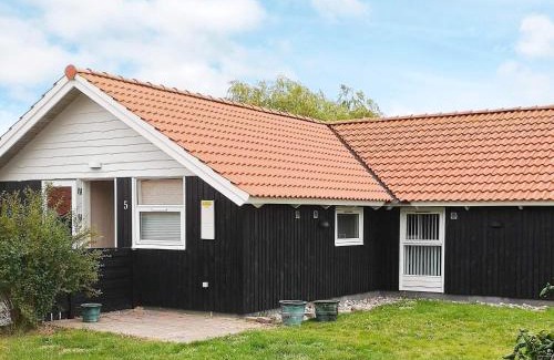 Kramnitse House | 5 person holiday home in Rødby-By Traum
