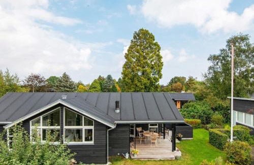 Beder Malling House | 5 person holiday home in Malling-By Traum