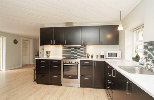 Hoensinge House | 5 person holiday home in Vig