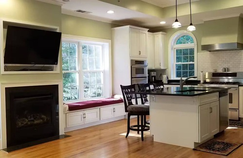Athens House | 5 Points Oasis. UGA Home Away. Park & walk
