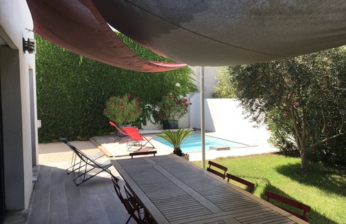 Mazargues House | 5-room villa, very quiet, garden and pool, near creeks and beaches