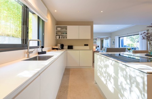 Les Restanques Villa | 5-star adorable property with modern and tasteful interior
