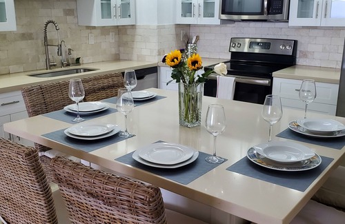 Surfside Condo | 5 Star Condo Overlooks Surfside Beach