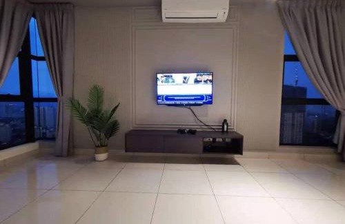 Kuala Lumpur Apartment | [5-STAR Facilities] ARTE Mont Kiara Luxury Duplex