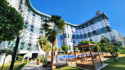 Kargicak Apartment | 5 STAR FACILITIES/WALKING DISTANCE TO AMENITIES AND THE BEACH
