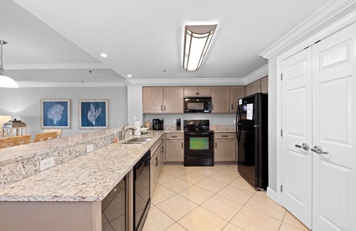 Orange Beach Condo | 5 STAR FAMILY FAVORITE! Beautiful Beachfront Condo~Resort Style Infinity Pool!