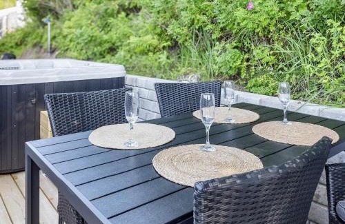 Hvalpsund House | 5 star holiday home in Farsø-By Traum