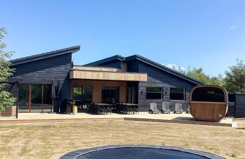 Sundstrup House | 5 star holiday home in Højslev