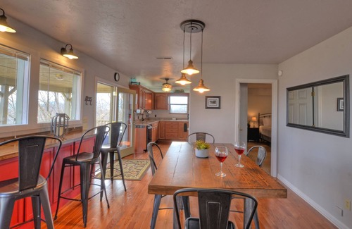 Franklin House | 5-Star home OPEN for business in beautiful Franklin NCn
