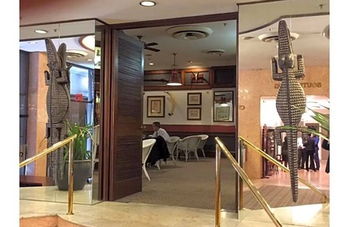 Harare Hotel | 5-Star Hotel ∙ Meikles Hotel