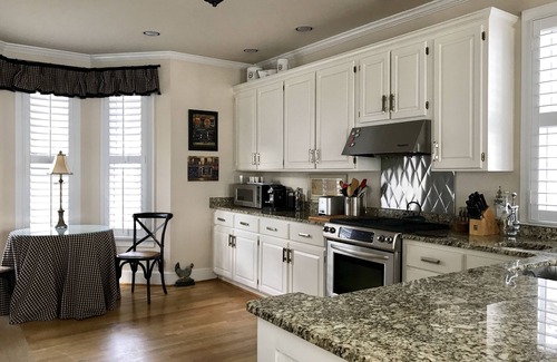 Lake Oconee House | 5-STAR LAKEFRONT HOME in Reynolds Lake Oconee, with THE BEST big water views!