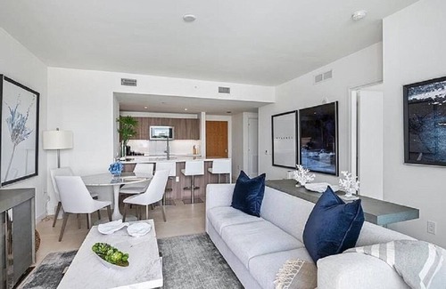 Central Beach Condo | 5-Star Luxury Condo at Tiffany House, two rooftop pools, one block from beach