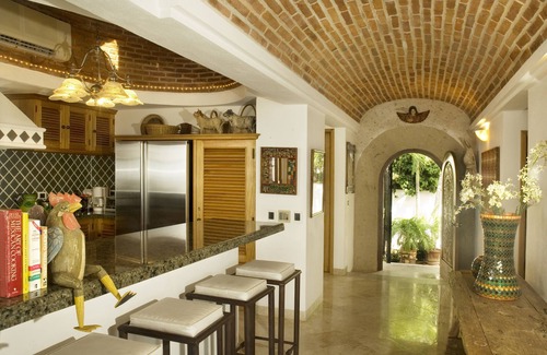 South Shore Hotel Area Villa | 5 Star Luxury Villa, 290 DegreeOcean Views, Very Private Pool, walk to Beach