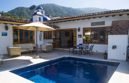 South Shore Hotel Area Villa | 5 Star Luxury Villa, 290 DegreeOcean Views, Very Private Pool, walk to Beach