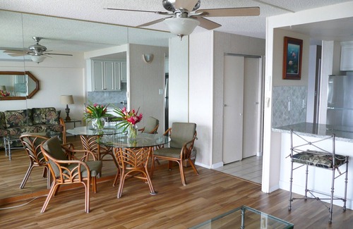 Maalaea Condo | 5 STAR OCEANFRONT—FANTASTIC VIEW & AMENITIES—Newly Renovated Kitchen, Living Rm