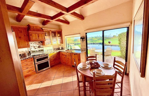 La Quinta Condo | 5-Star PGA West Stadium Villa – Stunning Lake Views, Poolside Bliss & Bikes!