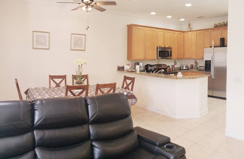 Ole Condo | 5 Star Resort Living in Naples Home