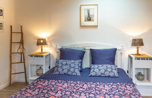 Saint-Jean-de-Blaignac House | 5-star villa, private heated indoor pool, spa, sauna, outdoor pool