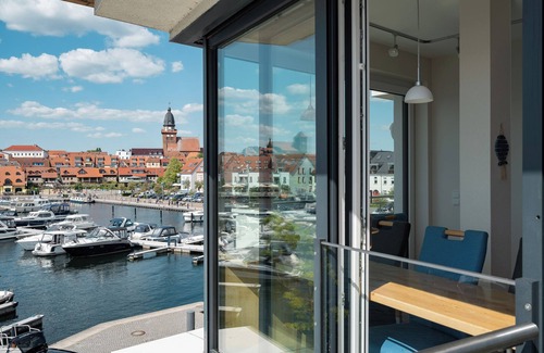 Muritz Apartment | 5-star vacation apartment Panorama Suite in the Hafenresidenz Waren (Müritz)