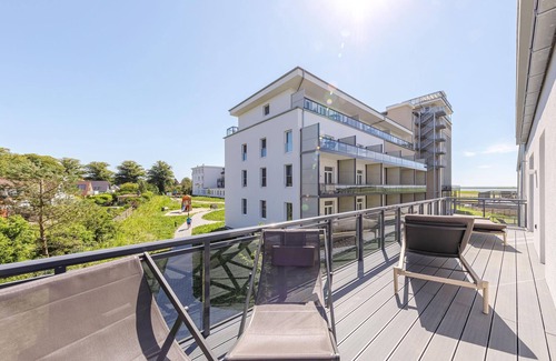 Ostseebad Wustrow Apartment | 5-star vacation apartment Große Strandperle between the Baltic Sea and the Bodden