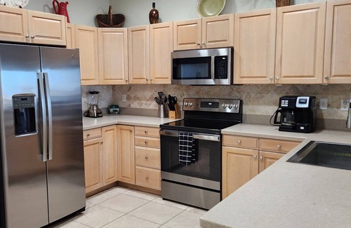Clearwater Beach Condo | 5 STAR WATERFRONT CONDO/3BR/2BA,POOL,HOT TUB/PANORAMIC INTRACOASTAL/GULF VIEWS.