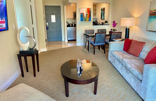 Birch Park Finger Streets Apartment | 5 Stars Apart-Suites by Hilton. Amazing views.