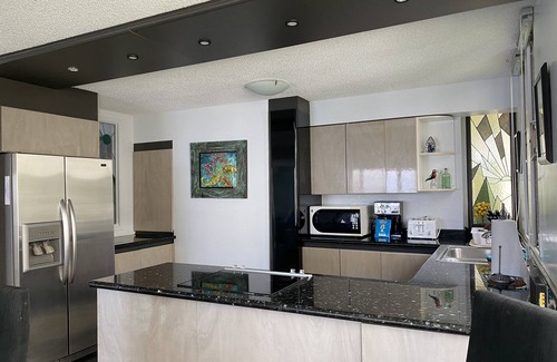 Princeville Condo | 5 Stars Oceanfront Puu Poa Air Condition Unit in Northshore Princeville Kauai