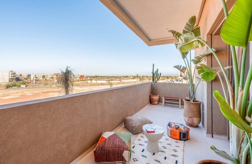 Tassoultante Villa | 5-Stars Villa: Heated Pool - Driver - Chef - Games - 15min to City Center
