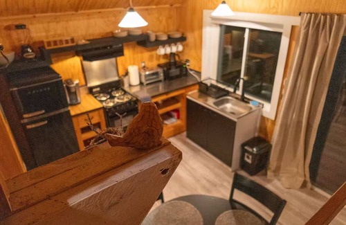 Acra Cabin | 5 State View-Cozy Mountain Loft