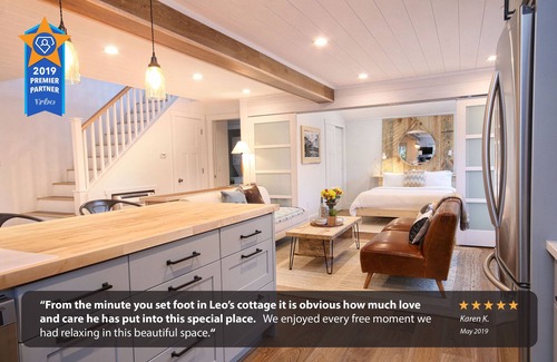 Spartanburg Cottage | 5★ Stunning Designer Cottage In Beautiful Neighborhood - Walk to Downtown