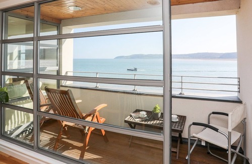 Pentraeth House | 5 THE QUAY, country holiday cottage in Red Wharf Bay