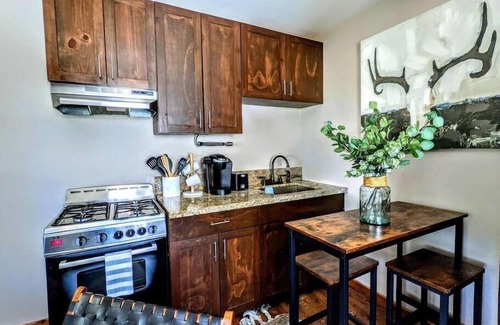Pauma Valley Cabin | # 5. The Tipsy Turkey's Den - 1 Bedroom with Amazing Views