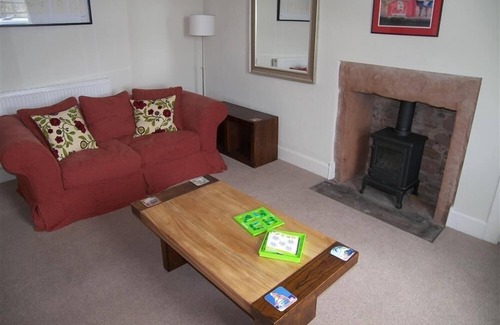 Lockerbie Cottage | 5 The Village - a cottage that sleeps 4 guests in 2 bedrooms