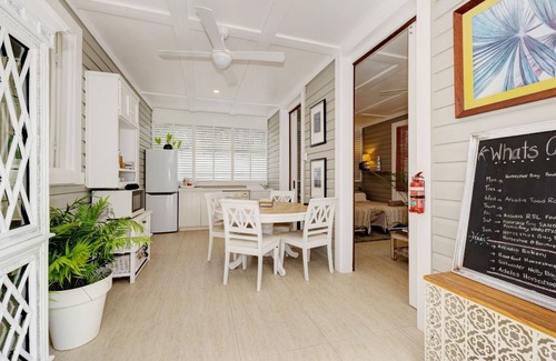 Horseshoe Bay Ski Chalet | 50 HSB your Island Oasis n Magnetic Island