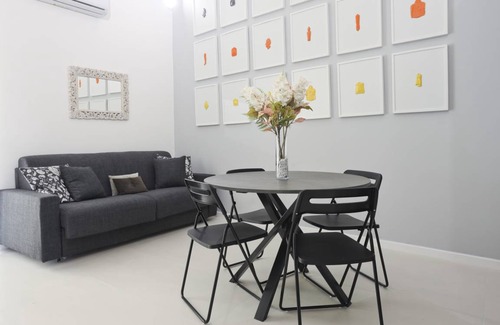 Naples City Centre Apartment | 50 m² Apartment ∙ 1 bedroom ∙ 2 guests
