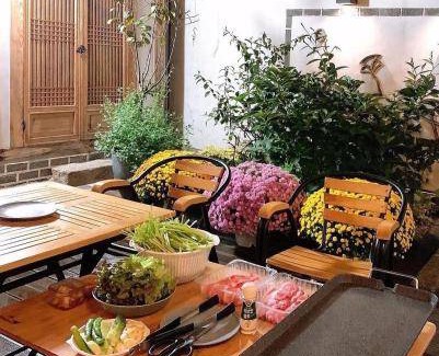 Sajik-dong Apartment | 50 m² Apartment ∙ 2 bedrooms ∙ 5 guests